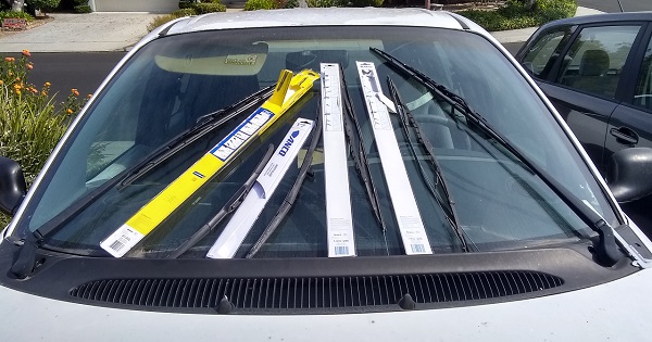 Change various different types of wiper blades in under 30 seconds